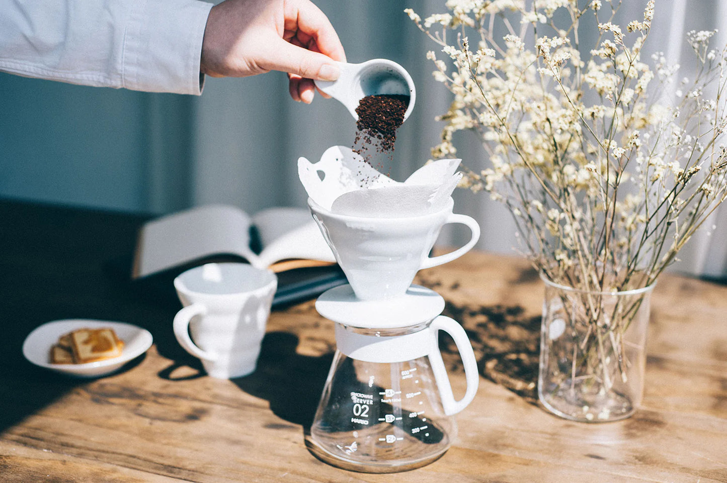 V60 Ceramic Pour Over Coffee 02 Set White